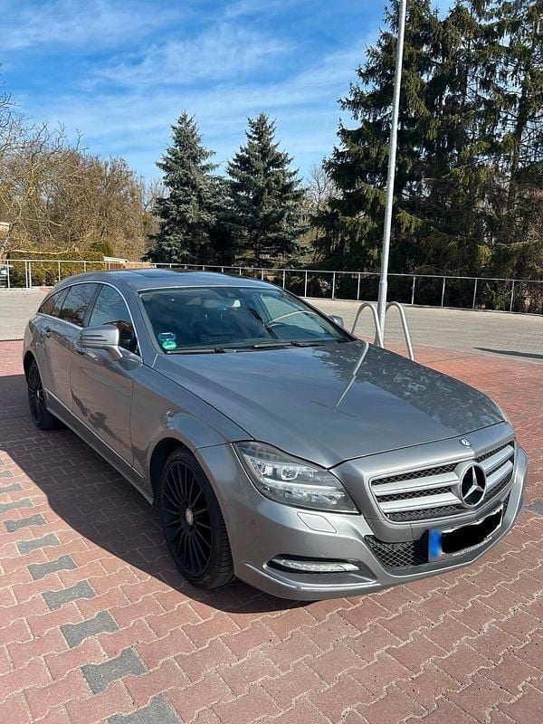 Gebraucht Mercedes CLS350 265 PS (194 kW) 2013 Silber Limousine