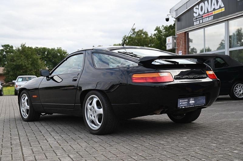 Second-hand Porsche 928 330 CP (242 kW) 1991 Negru Coupe