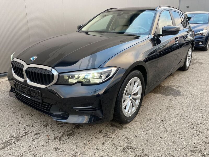 Schwarz Gebraucht 2020 BMW 320 Limousine | 27.900 € - Bild 1/4