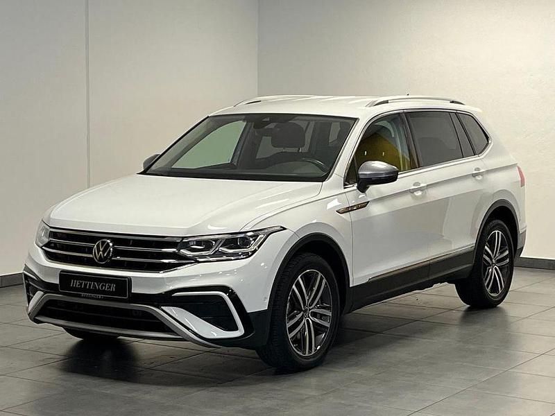 Weiß Gebraucht 2022 VW Tiguan Allspace Elegance SUV | 31.450 € (Guter Preis) - Bild 1/4