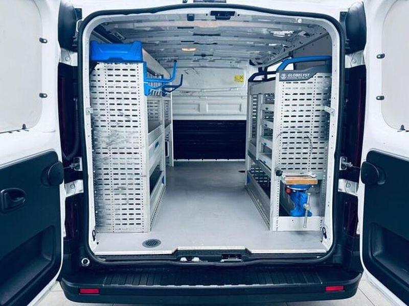 Weiß Gebraucht 2017 Opel Vivaro Van / Kleinbus | 12.138 € (Superpreis) - Bild 1/4