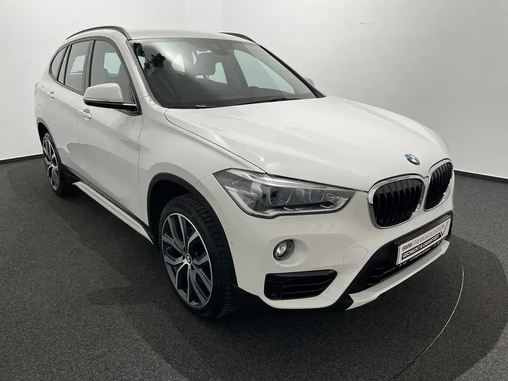 Gebraucht BMW X1 Sport Line 192 PS (141 kW) 2018 Weiß SUV