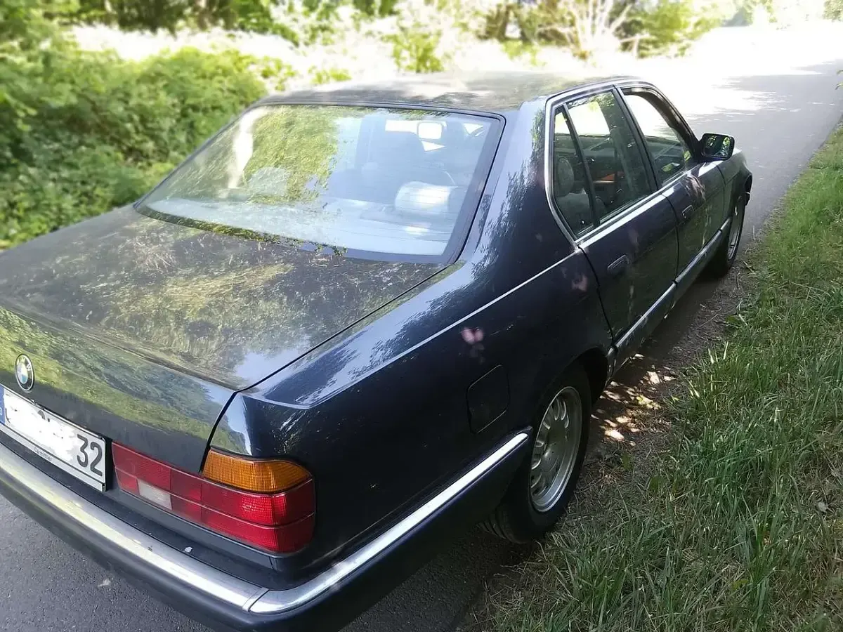 Gebraucht BMW 730 188 PS (138 kW) 1989 Blau Limousine