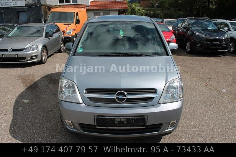 Blau Gebraucht 2004 Opel Meriva Enjoy Van / Kleinbus | 2.599 € (Etwas zu teuer) - Bild 1/4