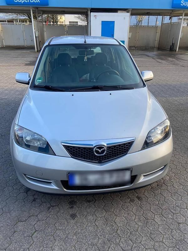 Second-hand Mazda 2 Active 80 CP (58 kW) 2004 Gri Hatchback