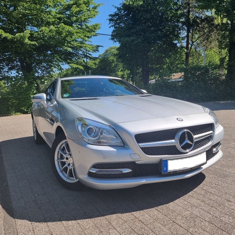 Silber Gebraucht 2013 Mercedes SLK200 Cabrio | 21.000 € (Fairer Preis) - Bild 1/4