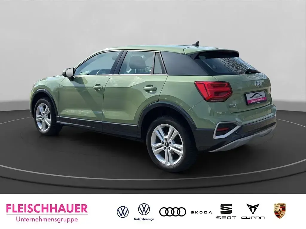 Gebraucht Audi Q2 Advanced 150 PS (110 kW) 2023 Gruen SUV