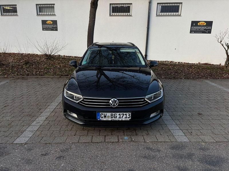 Gebraucht VW Passat 150 PS (110 kW) 2018 Schwarz Kombi