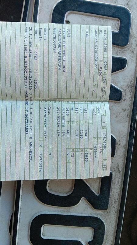 Gebraucht BMW 318 150 PS (110 kW) 2005 Silber Limousine