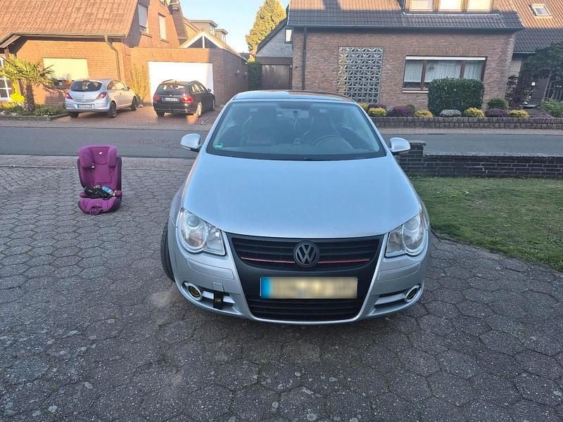 Second-hand VW Eos 150 CP (110 kW) 2006 Argintiu Cabrio