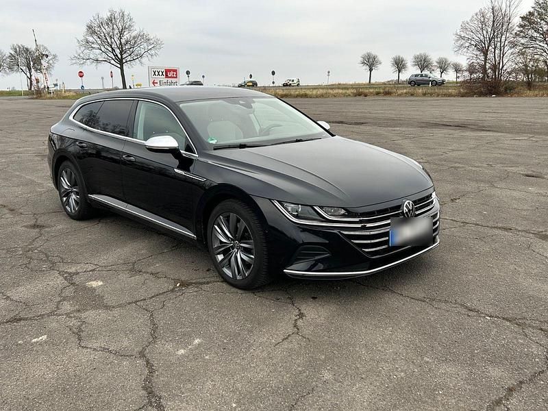 Gebraucht VW Arteon 190 PS (139 kW) 2024 Schwarz Kombi