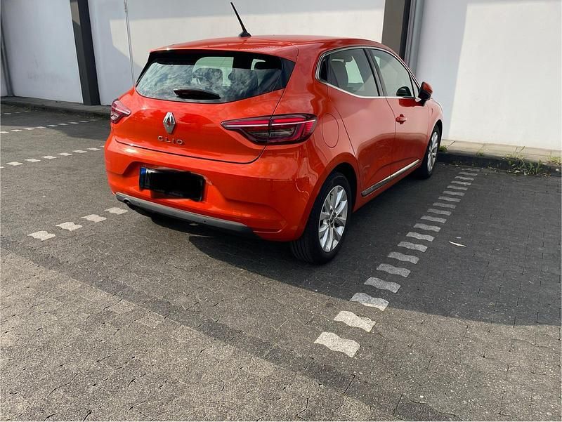 Gebraucht Renault Clio V 131 PS (96 kW) 2020 Orange Kleinwagen