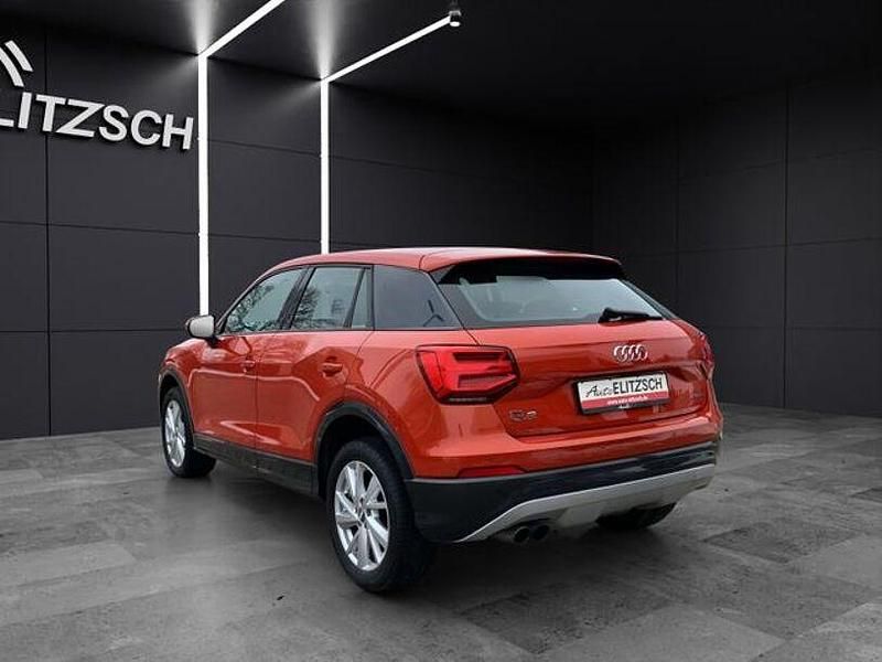 Gebraucht Audi Q2 Design 190 PS (139 kW) 2018 Korallenorange metallic SUV