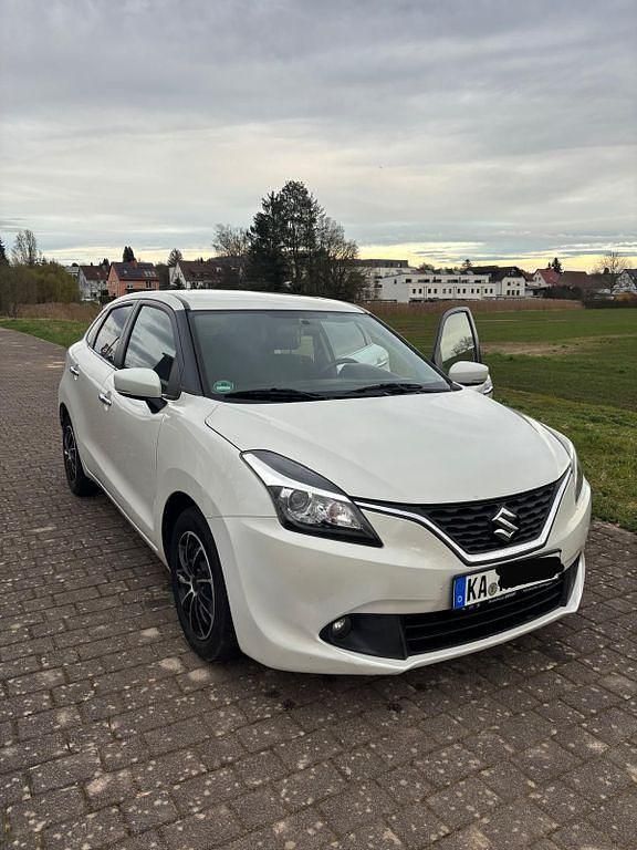 Gebraucht Suzuki Baleno 111 PS (81 kW) 2018 Weiß Kleinwagen
