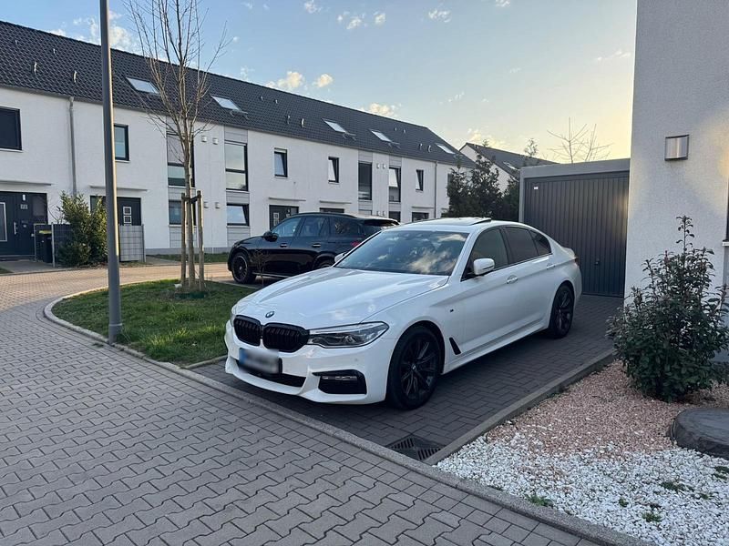 Gebraucht BMW 540 M Sport 320 PS (235 kW) 2017 Weiß Limousine