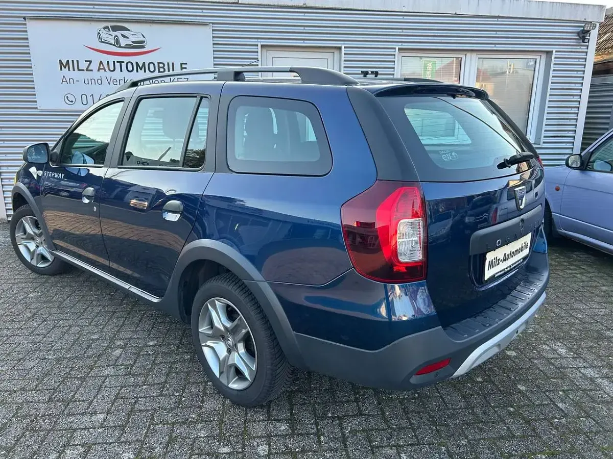Gebraucht Dacia Logan Stepway 90 PS (66 kW) 2018 Blau cosmos Kombi