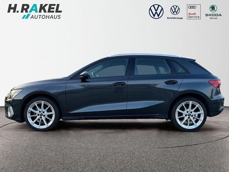Gebraucht Audi A3 Advanced Plus 116 PS (85 kW) 2023 Silber Limousine