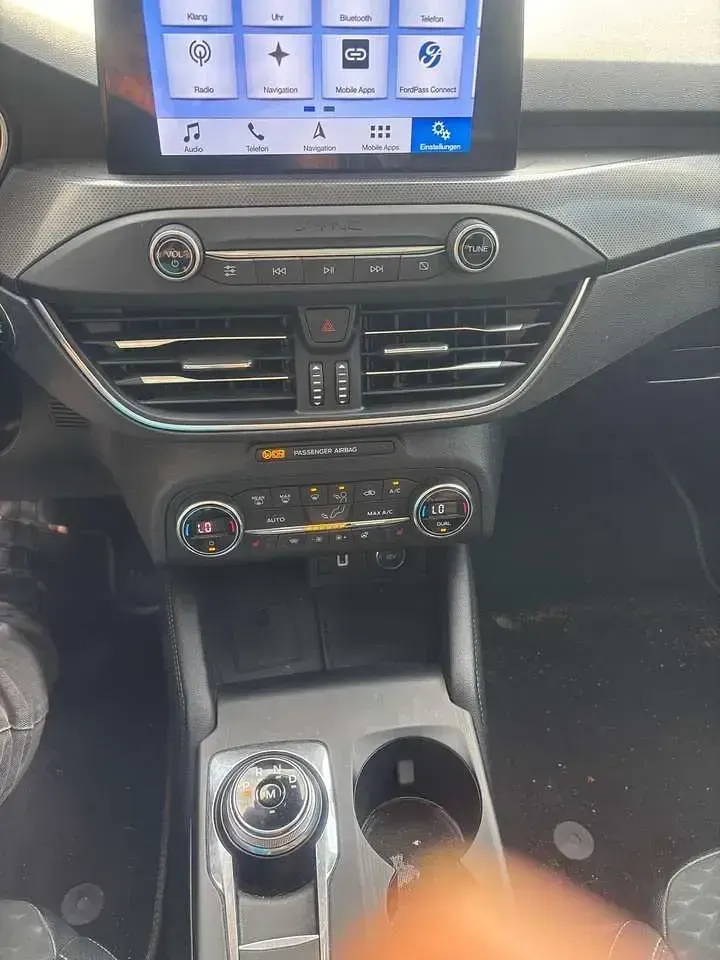 Gebraucht Ford Focus Active 150 PS (110 kW) 2018 Grau Limousine