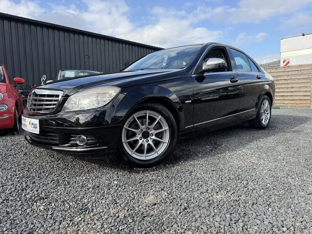 Gebraucht Mercedes C180 Elegance 156 PS (114 kW) 2008 Obsidianschwarz  metalliclack Limousine