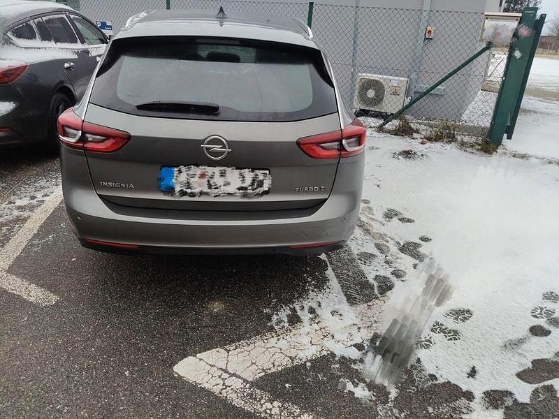 Gebraucht Opel Insignia Innovation 170 PS (125 kW) 2017 Grau Kombi