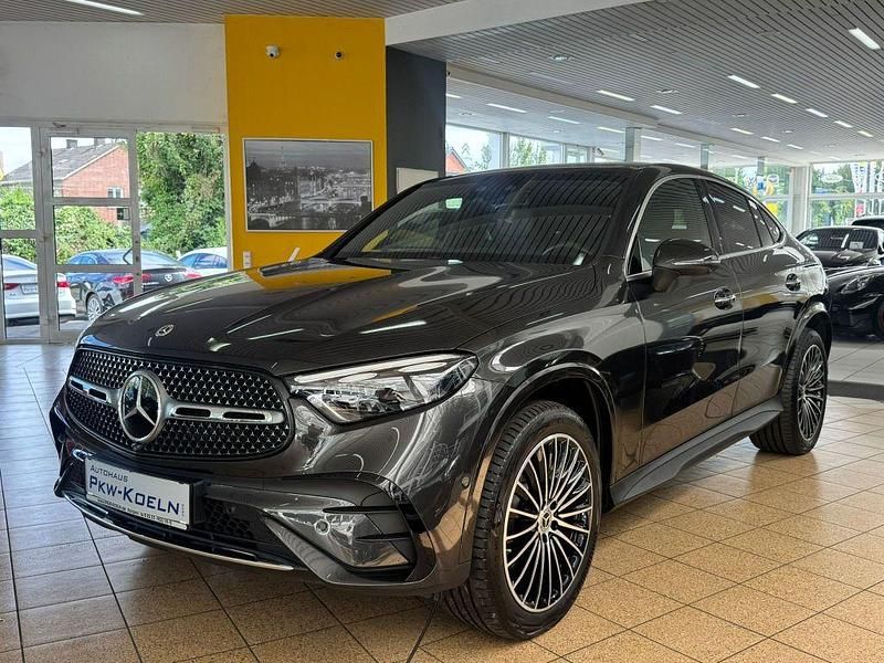 Grau Gebraucht 2023 Mercedes GLC300e AMG line SUV | 64.999 € (Etwas zu teuer) - Bild 1/4