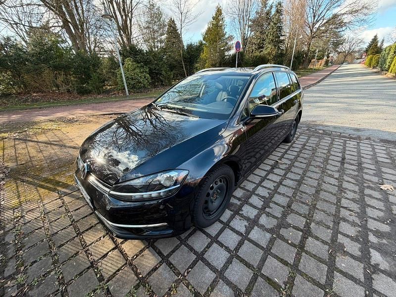 Gebraucht VW Golf VII Sound 150 PS (110 kW) 2017 Schwarz Kombi