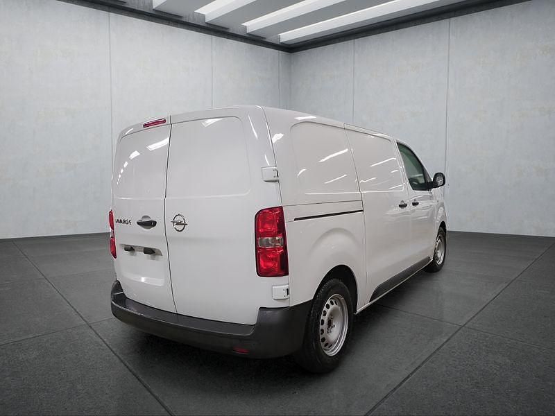 Gebraucht Opel Vivaro-e Combi 100 kW (136 PS) 2024 Weiß Van