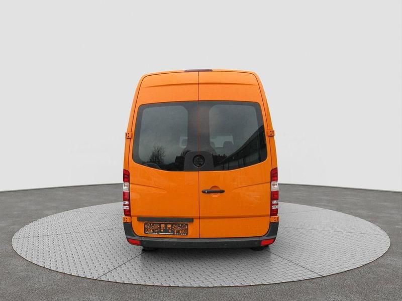 Gebraucht Mercedes Sprinter 114 PS (83 kW) 2018 Orange Van