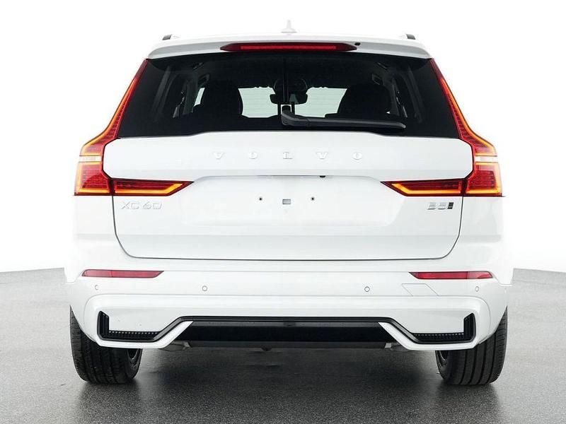 Gebraucht Volvo XC60 Plus 250 PS (183 kW) 2025 Weiss SUV