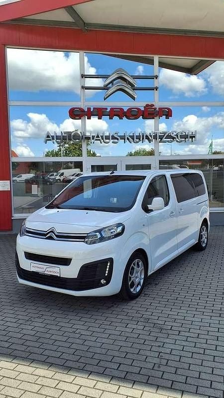Polarweiss Gebraucht 2019 Citroën Spacetourer Feel Van | 27.950 € (Etwas zu teuer) - Bild 1/4