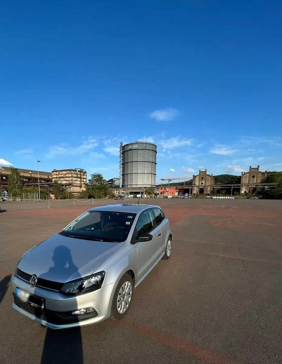 Gebraucht VW Polo 75 PS (55 kW) 2014 Silber Kleinwagen