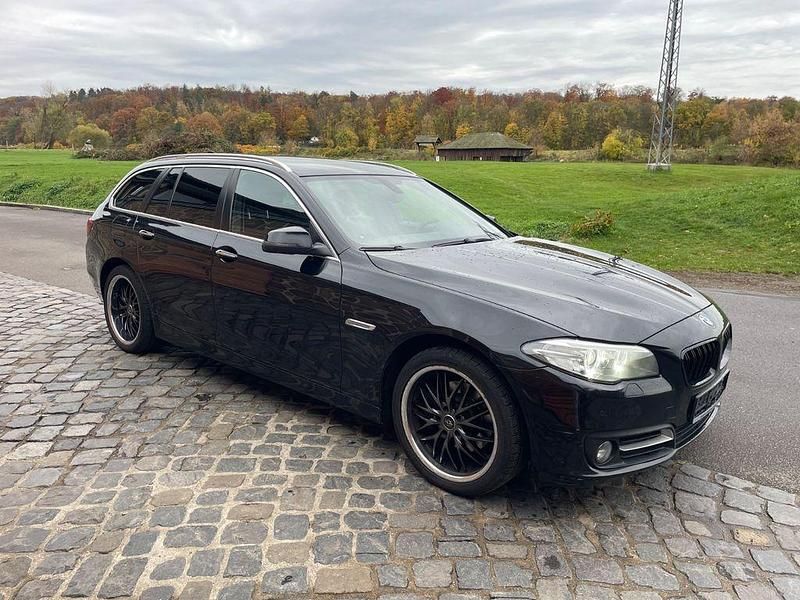Gebraucht BMW 518 150 PS (110 kW) 2014 Schwarz Kombi