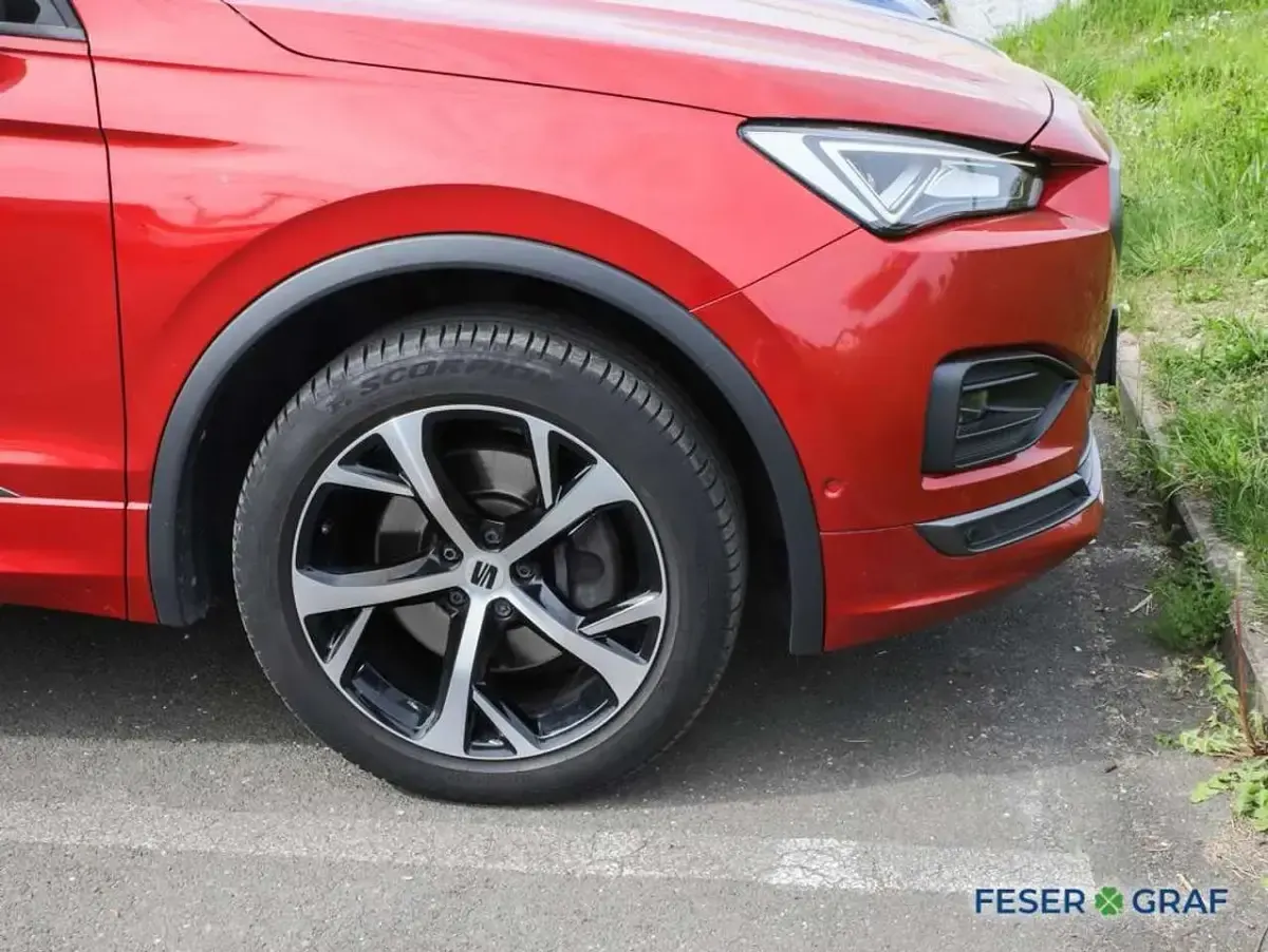 Gebraucht Seat Tarraco FR 200 PS (147 kW) 2023 Merlot rot metallic SUV