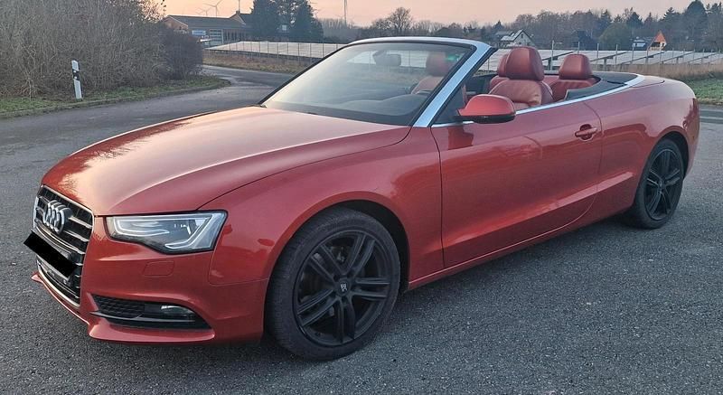 Gebraucht Audi A5 Cabriolet 170 PS (125 kW) 2013 Rot Cabrio