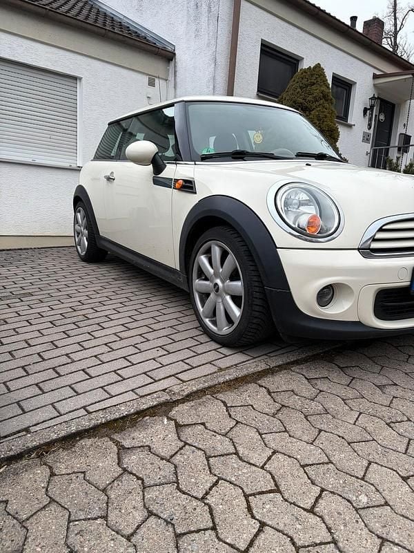 Second-hand Mini Cooper 75 CP (55 kW) 2011 Alb Hatchback