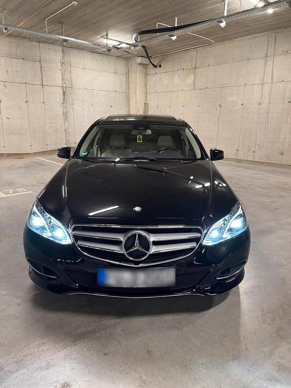 Gebraucht Mercedes 220 AMG 170 PS (125 kW) 2014 Schwarz Limousine