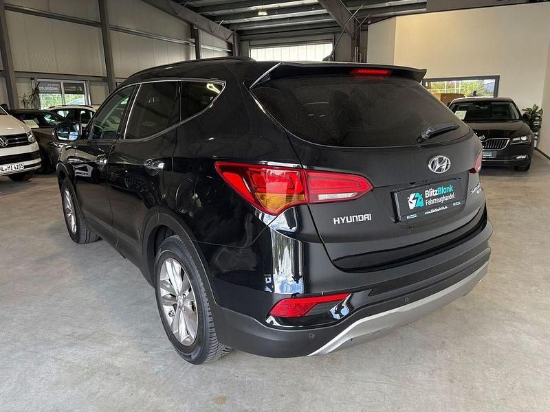 Gebraucht Hyundai Santa Fe Style 200 PS (147 kW) 2018 Schwarz SUV