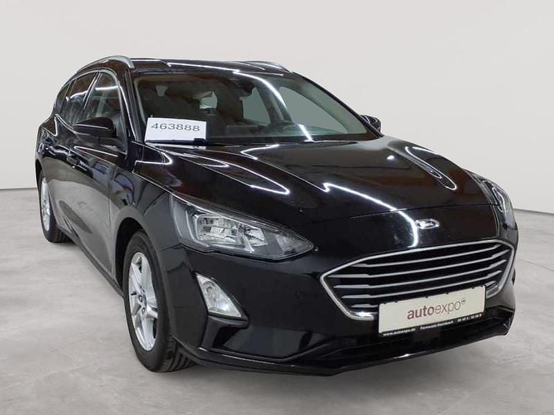 Obsidianschwarz metallic Gebraucht 2021 Ford Focus Cool & Connect Kombi | 12.490 € (Guter Preis) - Bild 1/4