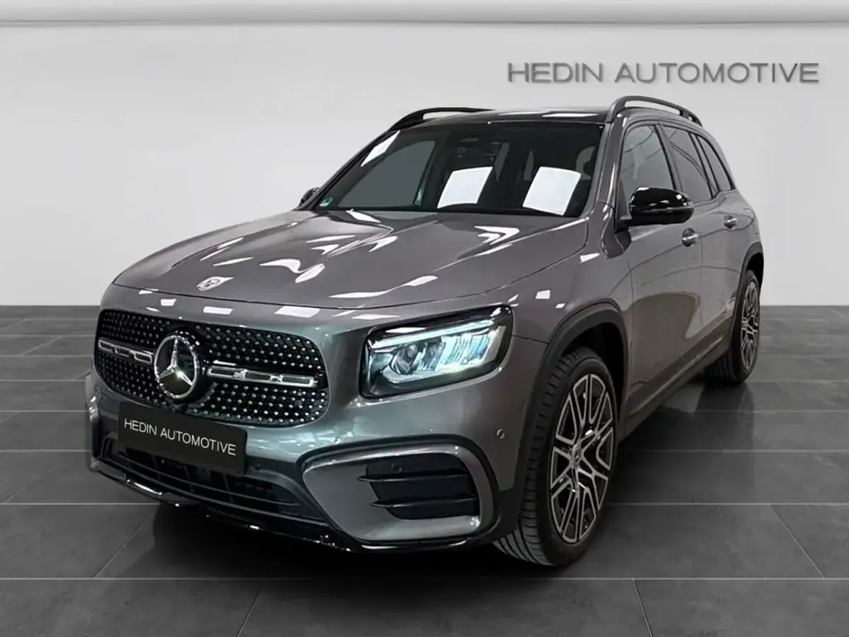 Gebraucht Mercedes GLB180 AMG 136 PS (100 kW) 2025 Grau SUV