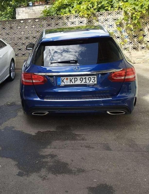 Gebraucht Mercedes C250 AMG line 211 PS (155 kW) 2014 Blau Kombi