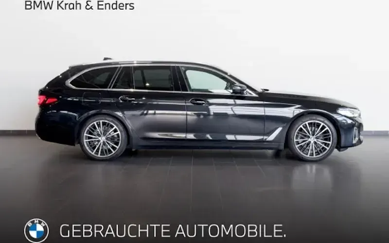Gebraucht BMW 520 Luxury Line 197 PS (144 kW) 2021 Black sapphire metallic (schwarz) Kombi