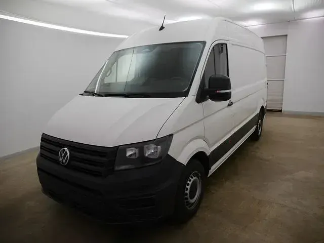 Gebraucht VW Crafter 177 PS (130 kW) 2025 Weißkeine angabe Van