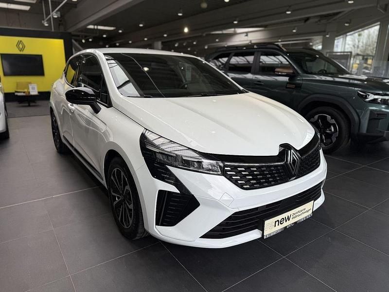 Gebraucht Renault Clio V Techno 90 PS (66 kW) 2024 Weiß Limousine