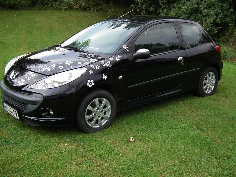 Schwarz Gebraucht 2009 Peugeot 206 Kleinwagen | 1.850 € (Fairer Preis) - Bild 1/4
