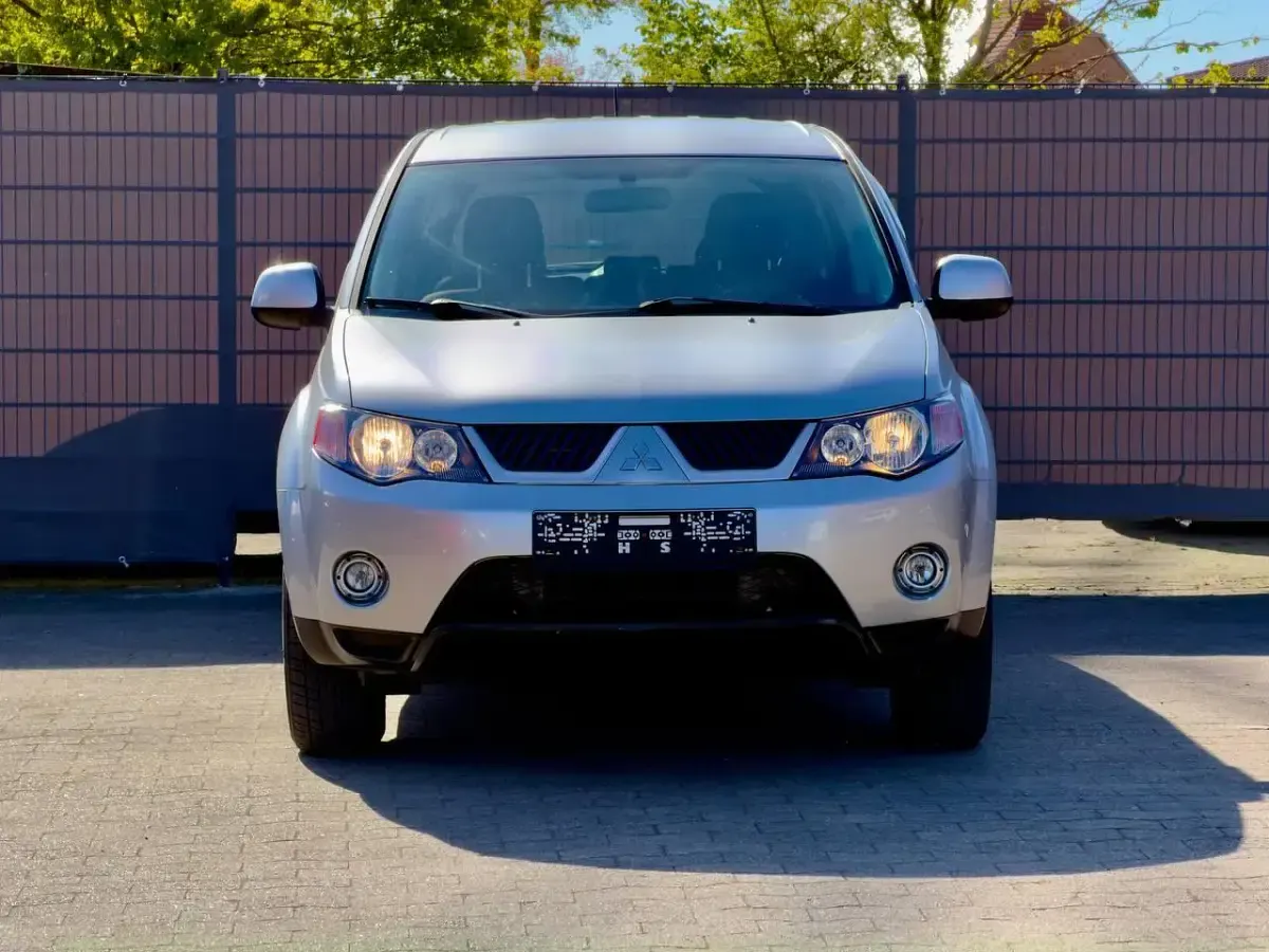Gebraucht Mitsubishi Outlander 140 PS (102 kW) 2007 Grau SUV