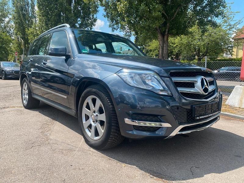 Grau Gebraucht 2014 Mercedes GLK220 SUV | 14.990 € (Guter Preis) - Bild 1/4