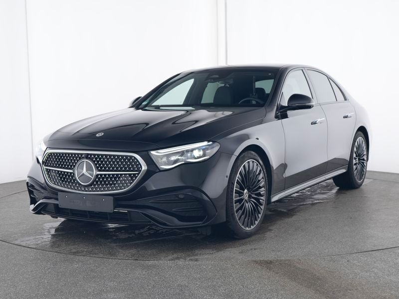 Schwarz Gebraucht 2024 Mercedes E220 Premium Limousine | 66.599 € (Etwas zu teuer) - Bild 1/4