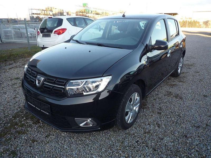 Perlmuttschwarz Gebraucht 2020 Dacia Sandero Comfort Kleinwagen | 8.999 € (Fairer Preis) - Bild 1/4