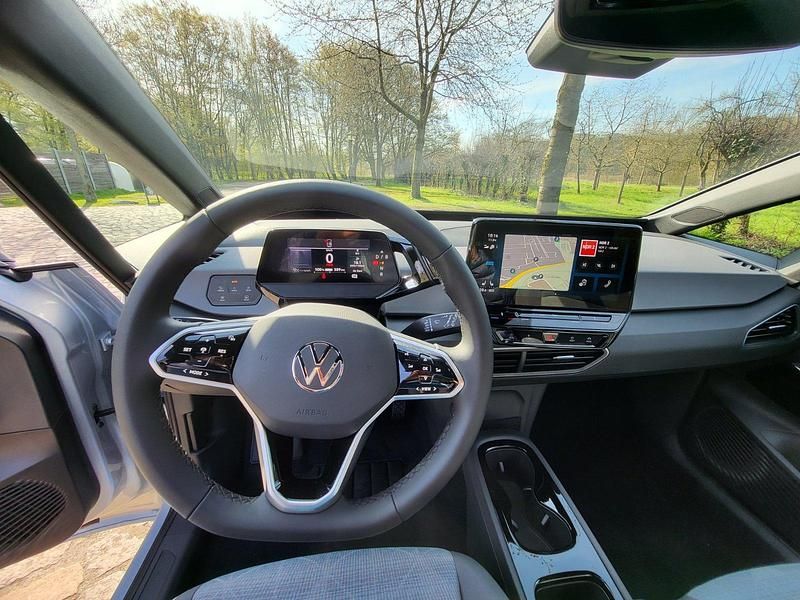 Gebraucht VW ID.3 Pro Performance 150 kW (204 PS) 2023 Silber Kleinwagen