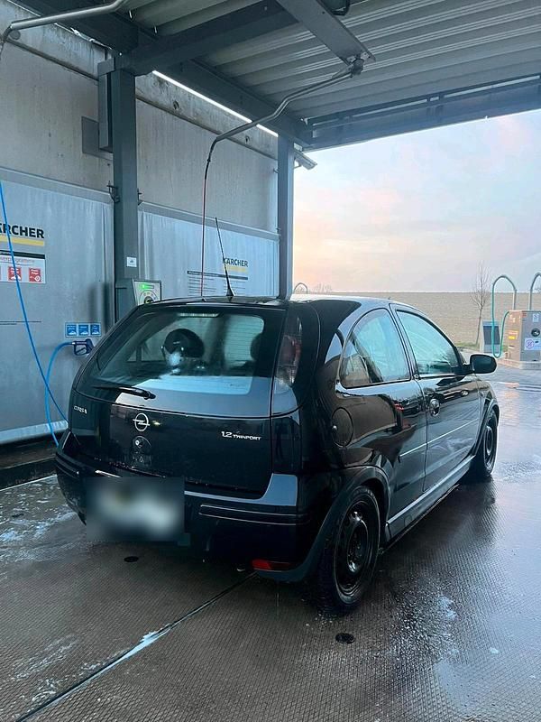 Gebraucht Opel Corsa 70 PS (51 kW) 2005 Schwarz Kleinwagen